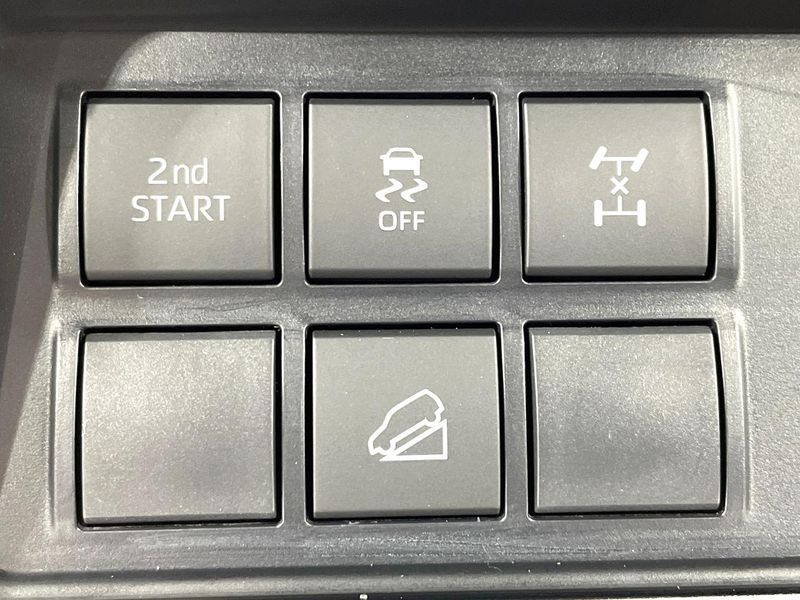 2019 Toyota Land Cruiser Prado LDA-GDJ150W (UW-6aa370a1e1352)[24]