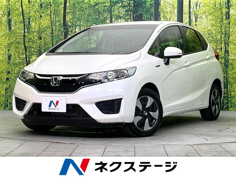 2016 Honda Fit Hybrid DAA-GP5 (UW-6aa370c43708a)[3]