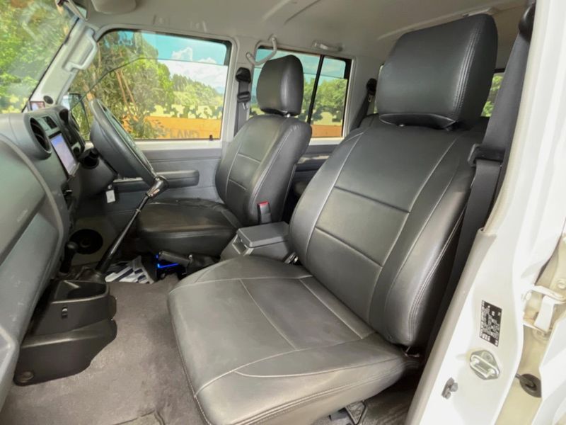 2014 Toyota Land Cruiser 70 CBF-GRJ76K (UW-6aa370cd01d2f)[13]