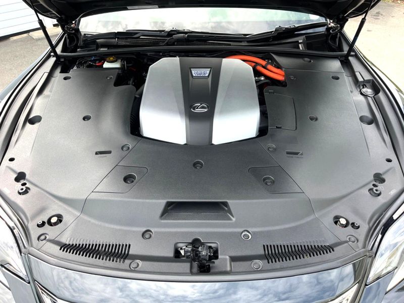2018 Lexus LS DAA-GVF50 (UW-6aa370e70fd02)[4]
