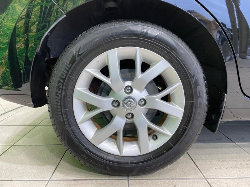 2017 Nissan Note DAA-HE12 (UW-6aa370f60fe27)[28]
