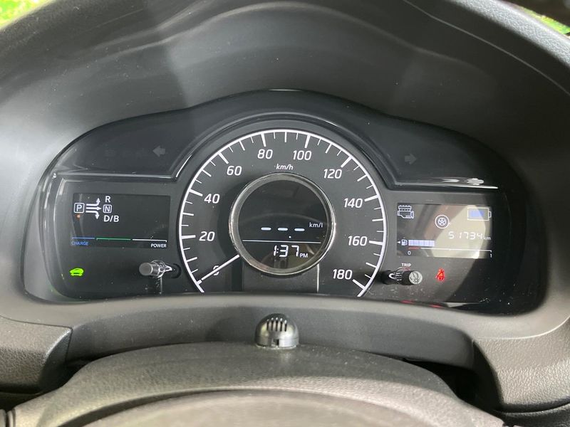 2018 Nissan Note DAA-HE12 (UW-6aa370f6e3f6f)[14]