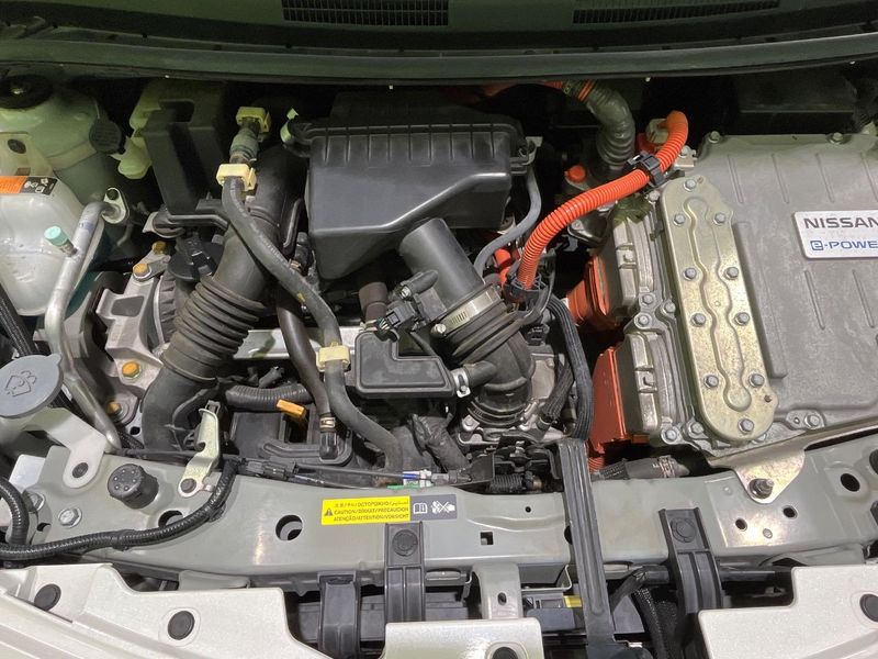 2018 Nissan Note DAA-HE12 (UW-6aa370f6e3f6f)[4]