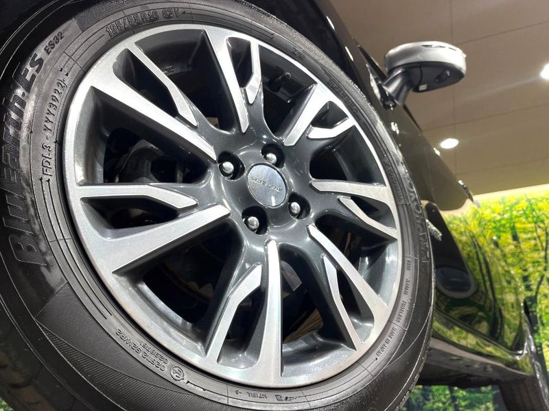 2019 Nissan Note DAA-HE12 (UW-6aa370f89bec4)[25]