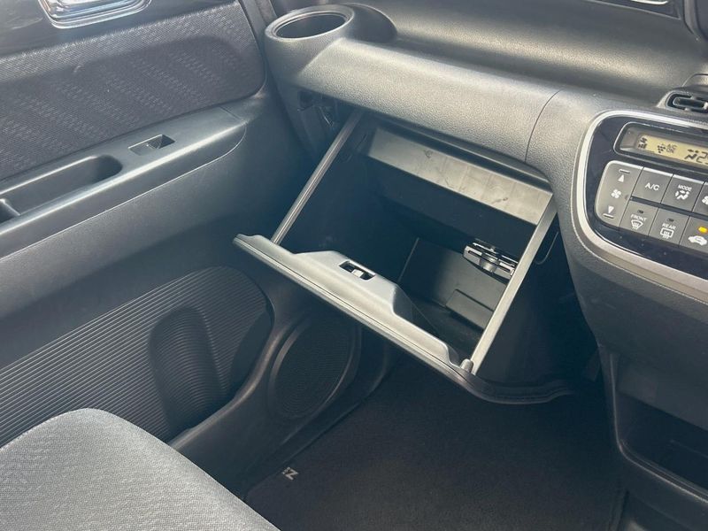 2014 Honda N-BOX CUSTOM DBA-JF1 (UW-6aa371369ae7a)[25]