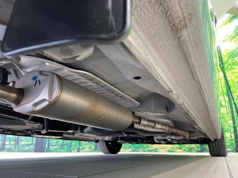 2017 Honda N-BOX DBA-JF3 (UW-6aa3713c1f460)[13]