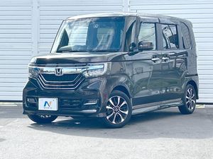2017 Honda N-BOX CUSTOM DBA-JF3