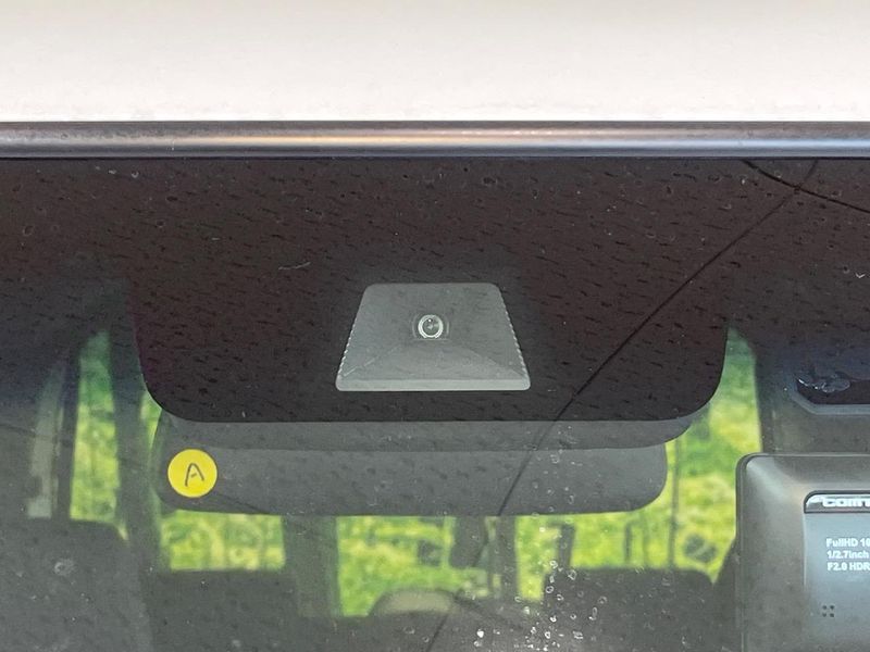 2020 Honda N-BOX CUSTOM 6BA-JF3 (UW-6aa371485e52c)[22]