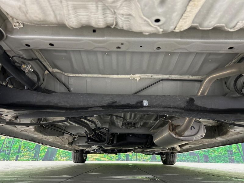 2022 Honda N-BOX CUSTOM 6BA-JF3 (UW-6aa371586e147)[21]