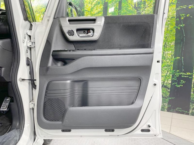 2023 Honda N-BOX CUSTOM 6BA-JF4 (UW-6aa371635b9e8)[5]