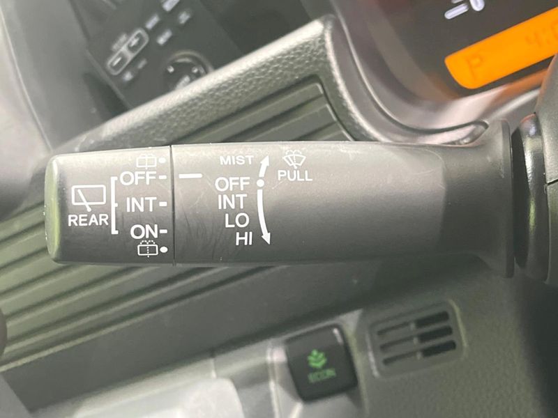 2021 Honda N-VAN HBD-JJ2 (UW-6aa371877a83b)[27]