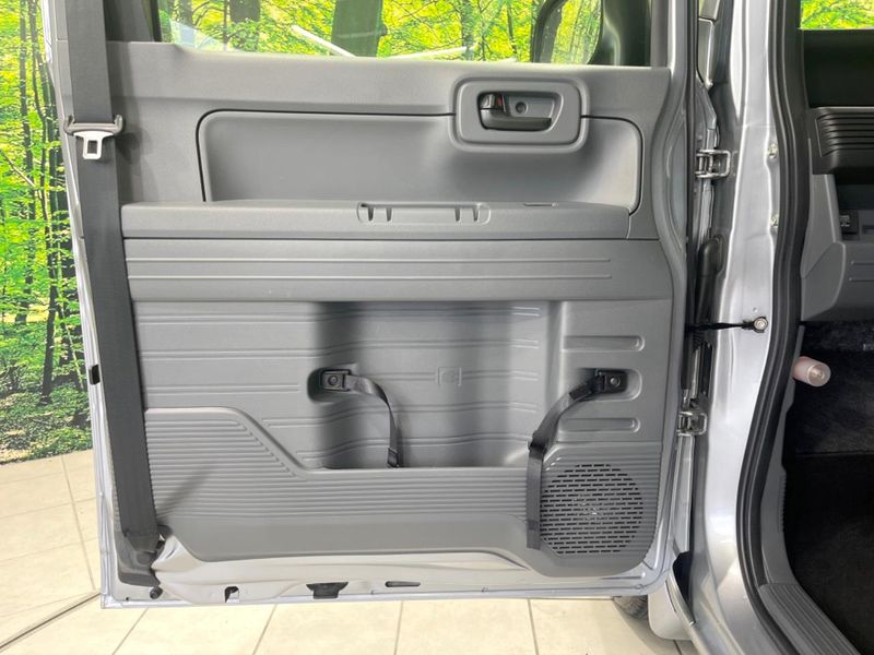 2021 Honda N-VAN HBD-JJ2 (UW-6aa371877a83b)[15]