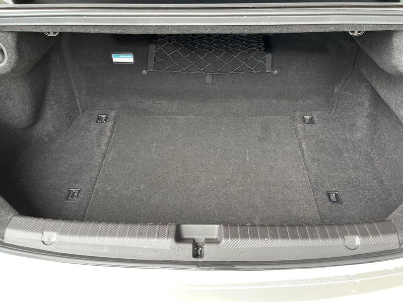 2018 Honda Legend DAA-KC2 (UW-6aa3718b36870)[4]