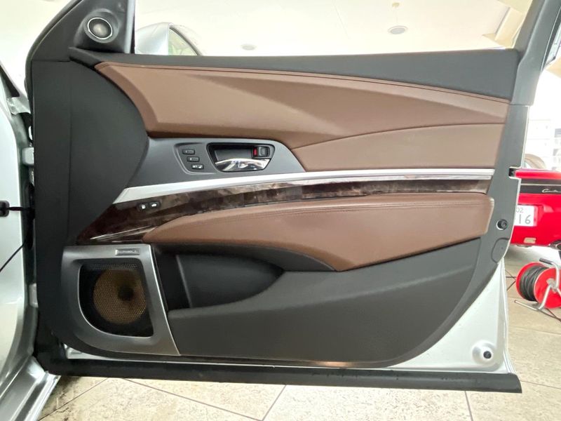 2018 Honda Legend DAA-KC2 (UW-6aa3718b36870)[28]