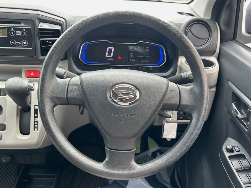 2018 Daihatsu Mira e:S 5BA-LA350S (UW-6aa371c1c29f3)[23]