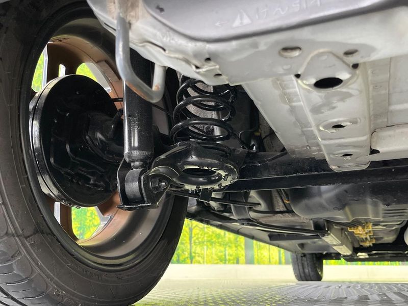 2018 Daihatsu Wake DBA-LA700S (UW-6aa371e578b2b)[24]