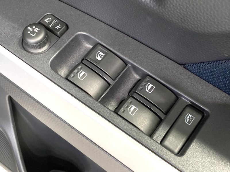2024 Toyota Roomy 4BA-M900A (UW-6aa372146ac5f)[13]