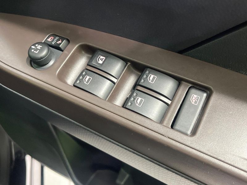 2018 Daihatsu Toll DBA-M910S (UW-6aa3721911743)[24]