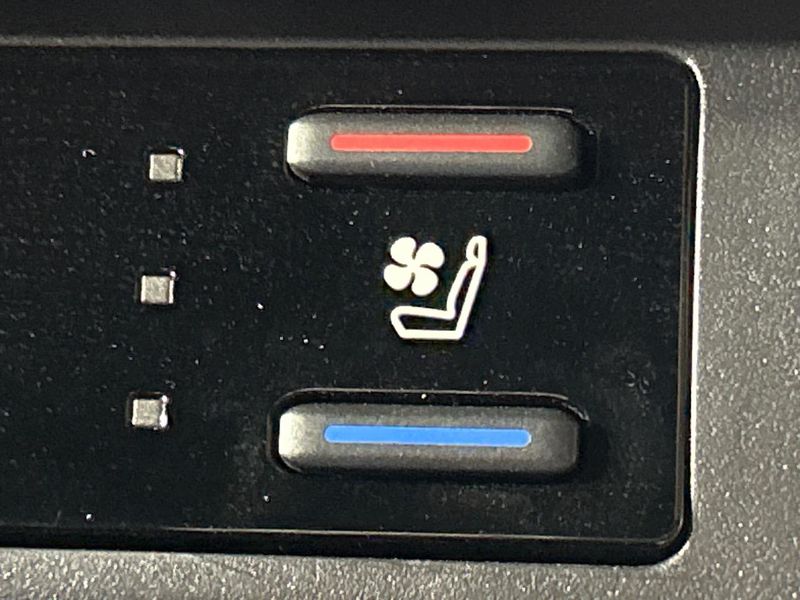 2021 Toyota RAV4 6BA-MXAA54 (UW-6aa37296246dd)[25]