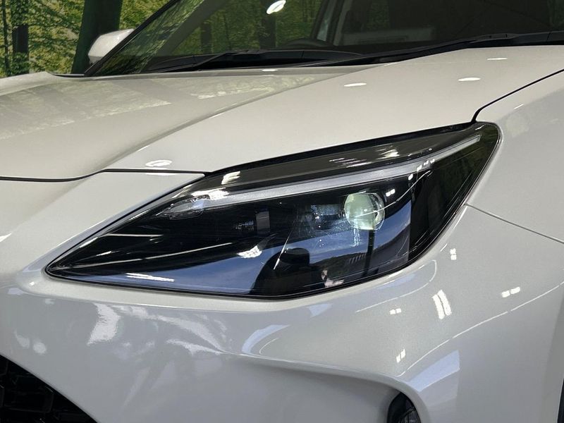 2021 Toyota Yaris Cross 6AA-MXPJ10 (UW-6aa372a2dd06b)[14]