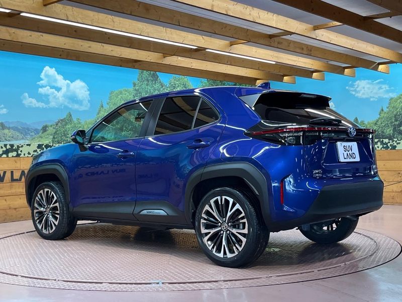 2022 Toyota Yaris Cross 6AA-MXPJ15 (UW-6aa372b0be06a)[7]