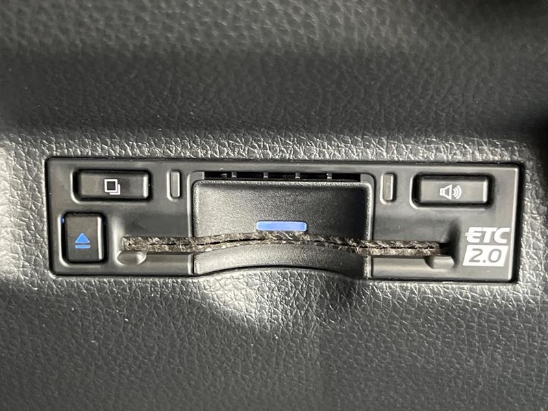 2024 Toyota Sienta 6AA-MXPL10G (UW-6aa372bf588f6)[26]