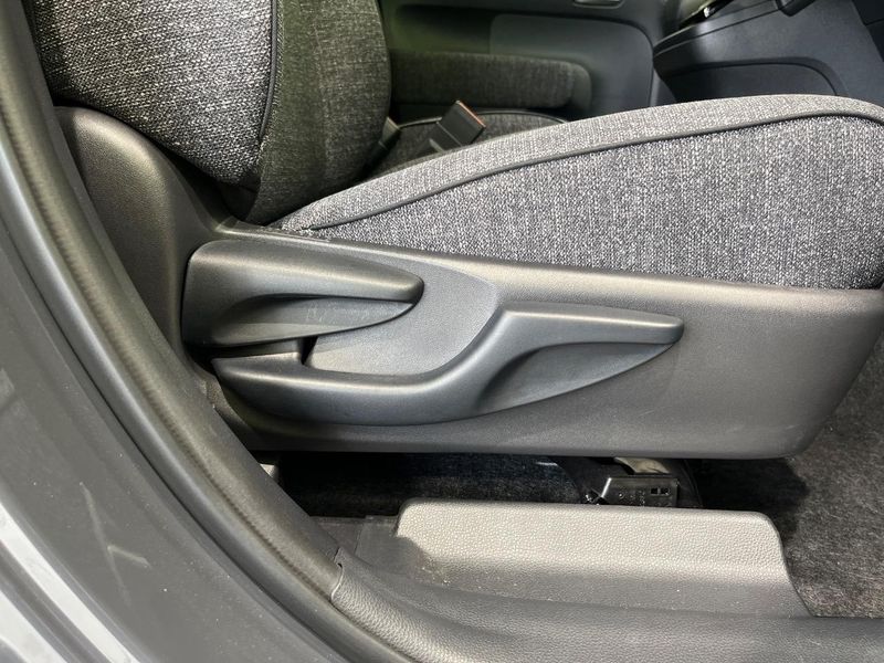 2024 Toyota Sienta 6AA-MXPL10G (UW-6aa372bf588f6)[29]