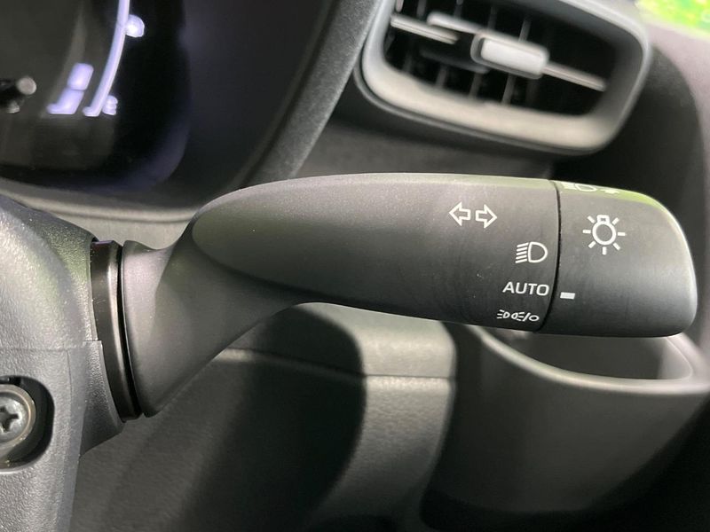 2024 Toyota Sienta 6AA-MXPL10G (UW-6aa372bf588f6)[18]