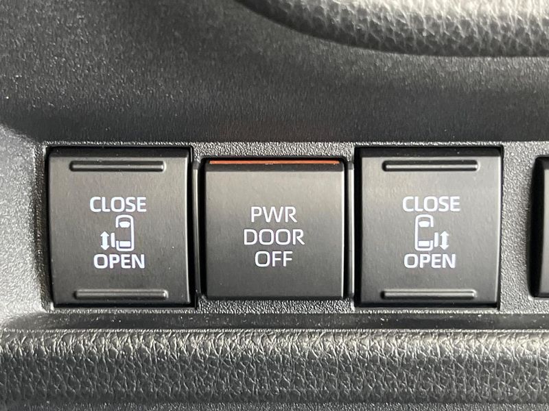 2024 Toyota Sienta 6AA-MXPL10G (UW-6aa372c000c17)[22]