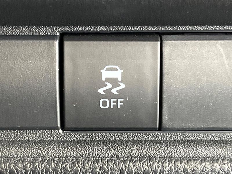 2024 Toyota Sienta 6AA-MXPL10G (UW-6aa372c000c17)[24]