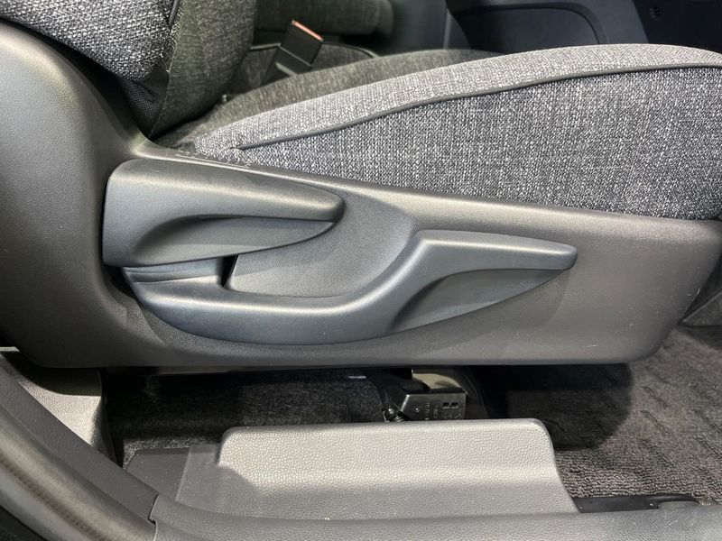 2024 Toyota Sienta 6AA-MXPL10G (UW-6aa372c000c17)[28]
