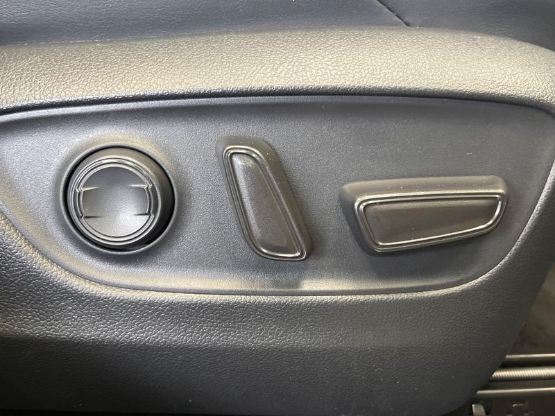2023 Toyota Harrier 6BA-MXUA80 (UW-6aa372d04207f)[22]