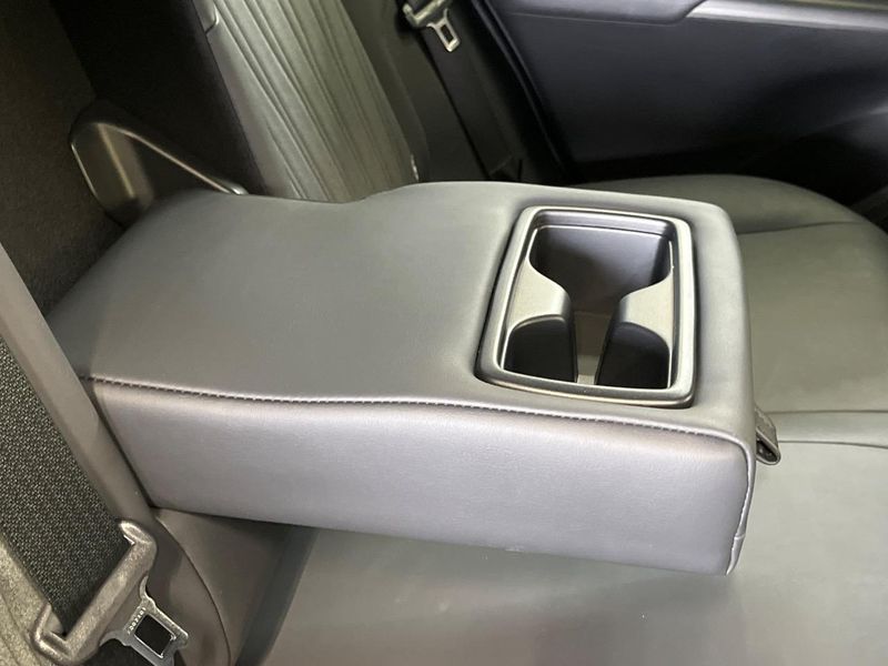 2023 Toyota Harrier 6BA-MXUA80 (UW-6aa372d04207f)[18]