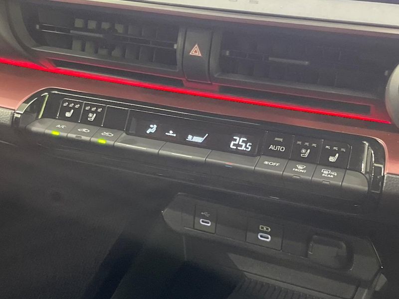 2025 Toyota Prius 6AA-MXWH65 (UW-6aa372e074902)[16]