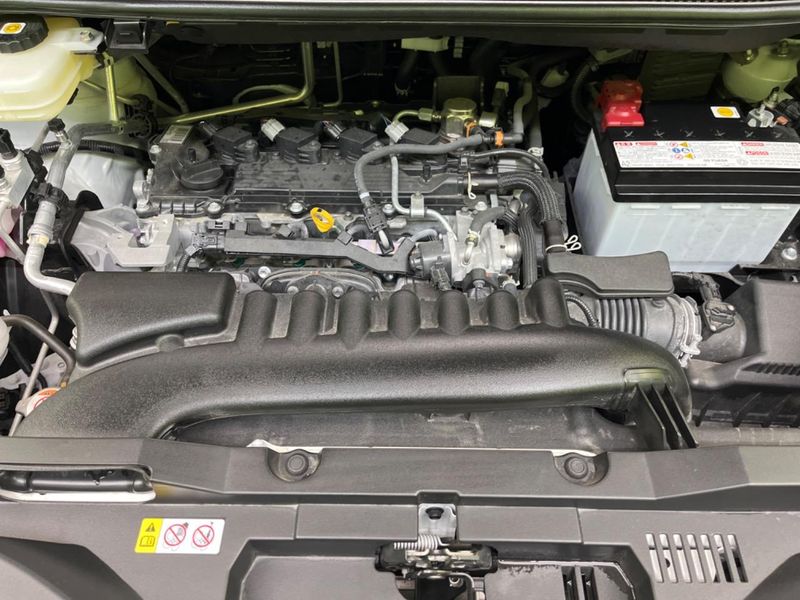 2024 Toyota Voxy 6BA-MZRA90W (UW-6aa372edaf5c7)[4]