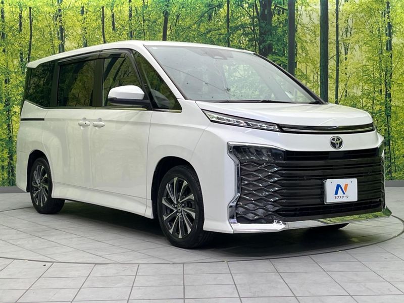2024 Toyota Voxy 6BA-MZRA90W (UW-6aa372edaf5c7)[18]