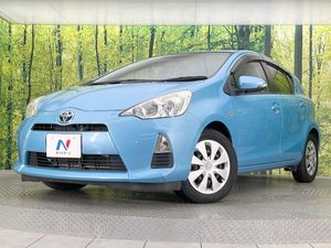 2012 Toyota Aqua DAA-NHP10