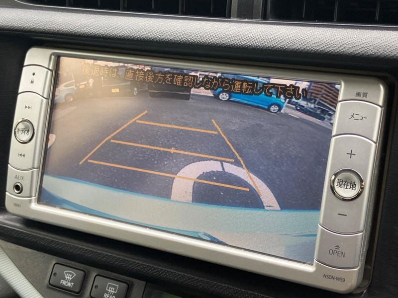 2014 Toyota Aqua DAA-NHP10 (UW-6aa372fca8381)[29]