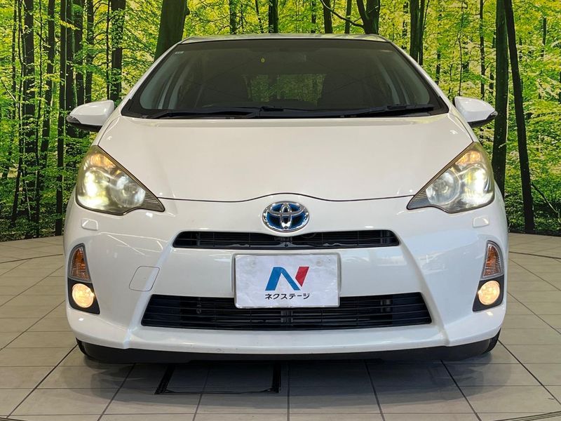 2012 Toyota Aqua DAA-NHP10 (UW-6aa37302c48af)[21]