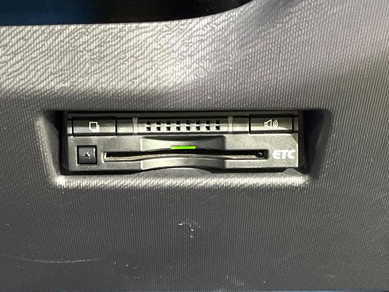 2015 Toyota Aqua DAA-NHP10 (UW-6aa3730713c70)[10]