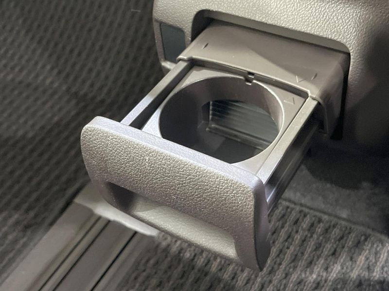 2018 Toyota Porte DBA-NSP141 (UW-6aa37316457cd)[21]