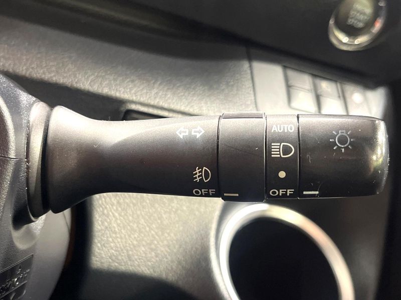 2017 Toyota Sienta DBA-NSP170G (UW-6aa3731aaeb06)[18]