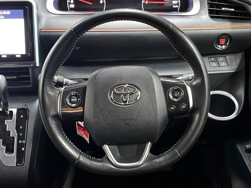2019 Toyota Sienta DBA-NSP170G (UW-6aa3731d6055f)[21]