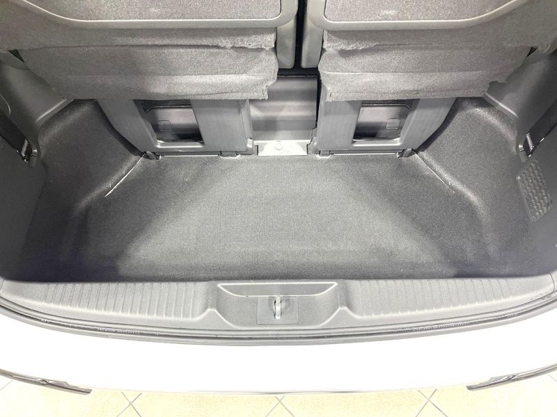 2022 Honda Step Wagon 6AA-RP8 (UW-6aa3733b21cb4)[29]