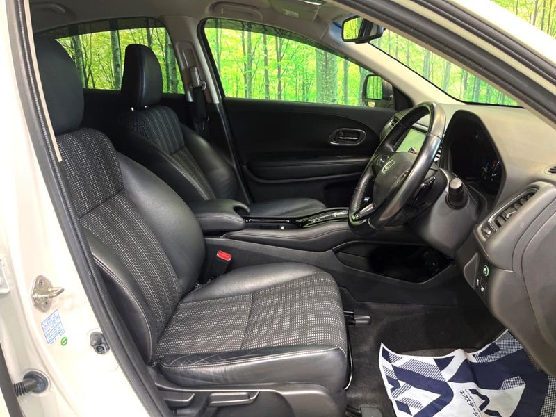2015 Honda Vezel DAA-RU3 (UW-6aa37343a7177)[17]