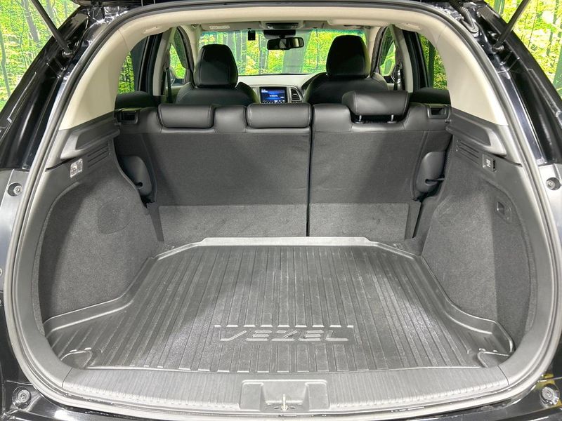 2019 Honda Vezel DAA-RU3 (UW-6aa37347cc06c)[29]