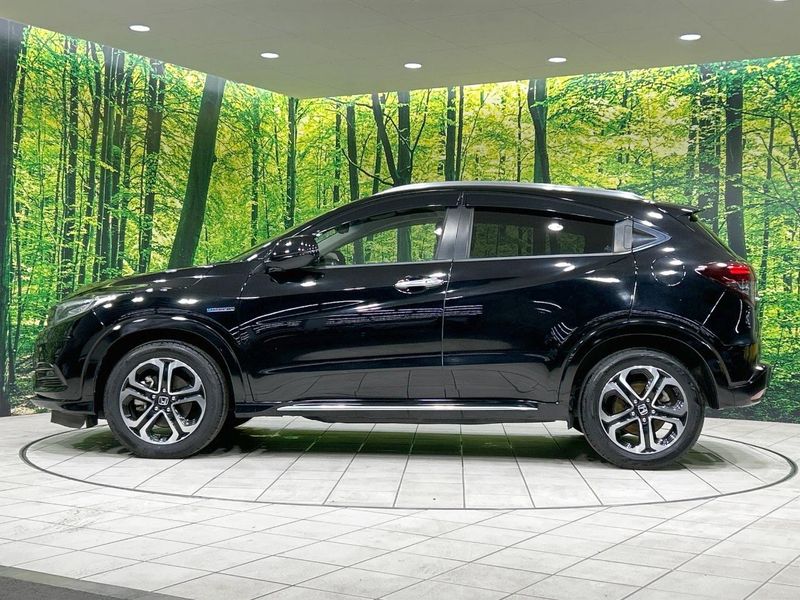 2019 Honda Vezel DAA-RU3 (UW-6aa37347cc06c)[13]