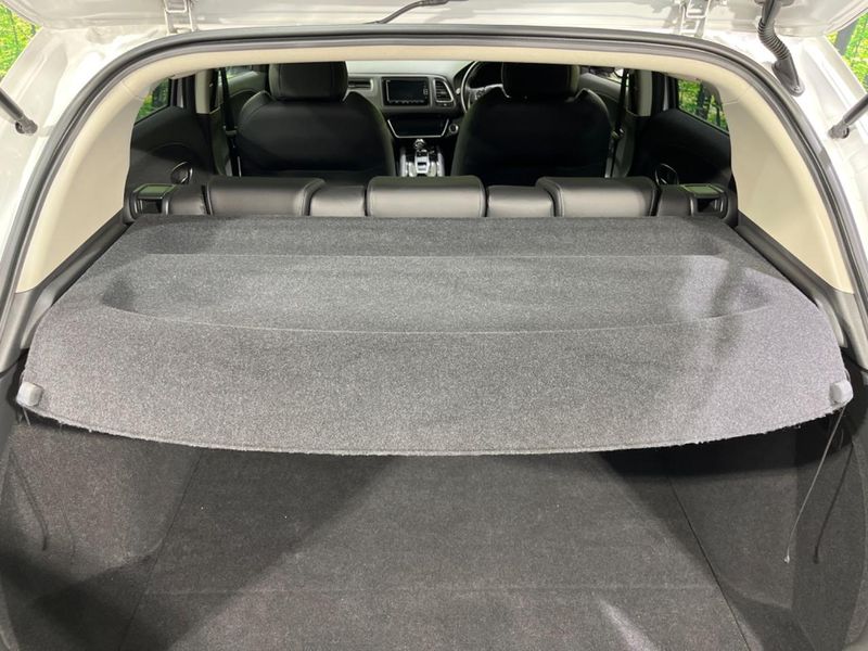 2020 Honda Vezel 6AA-RU3 (UW-6aa37348a28af)[22]