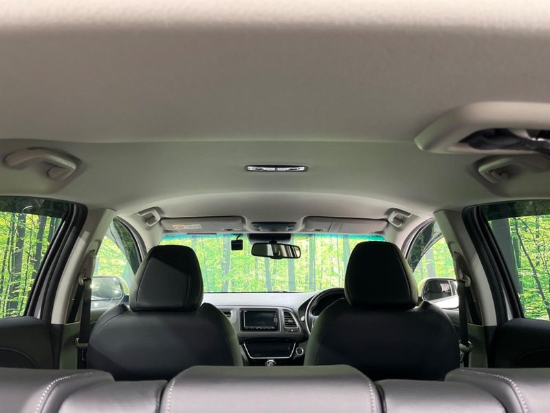 2020 Honda Vezel 6AA-RU3 (UW-6aa37348a28af)[21]