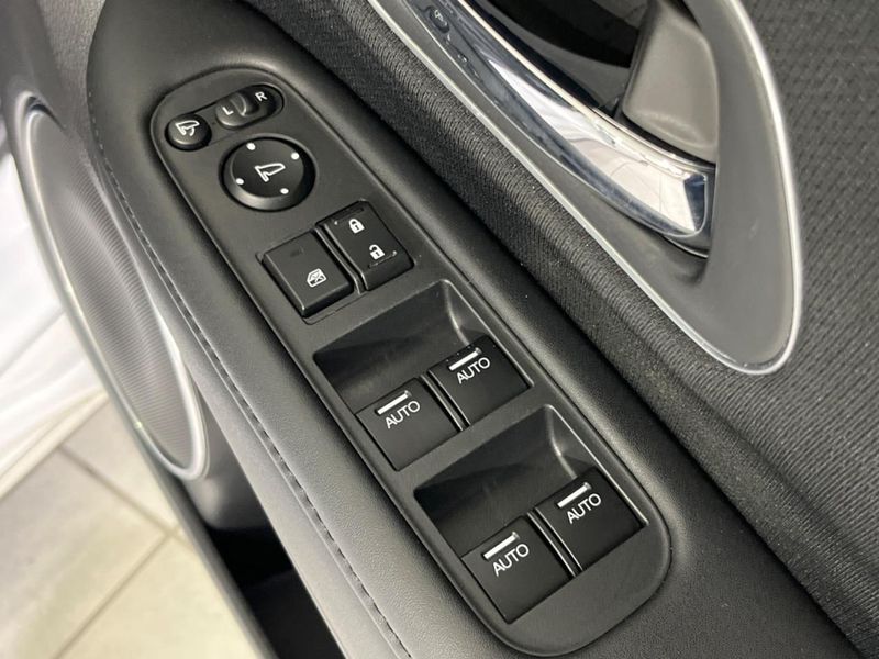 2020 Honda Vezel 6AA-RU3 (UW-6aa37348a28af)[26]